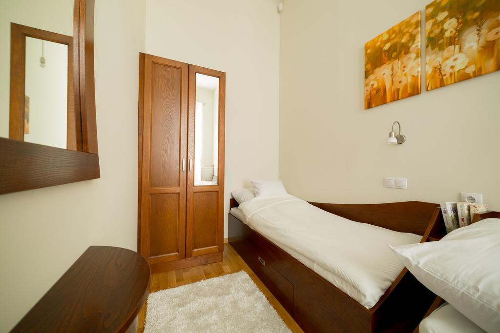 Family Buddha Apartment Budapesta Exterior foto