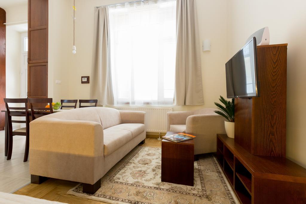 Family Buddha Apartment Budapesta Exterior foto